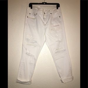American Eagle cropped white jeans
